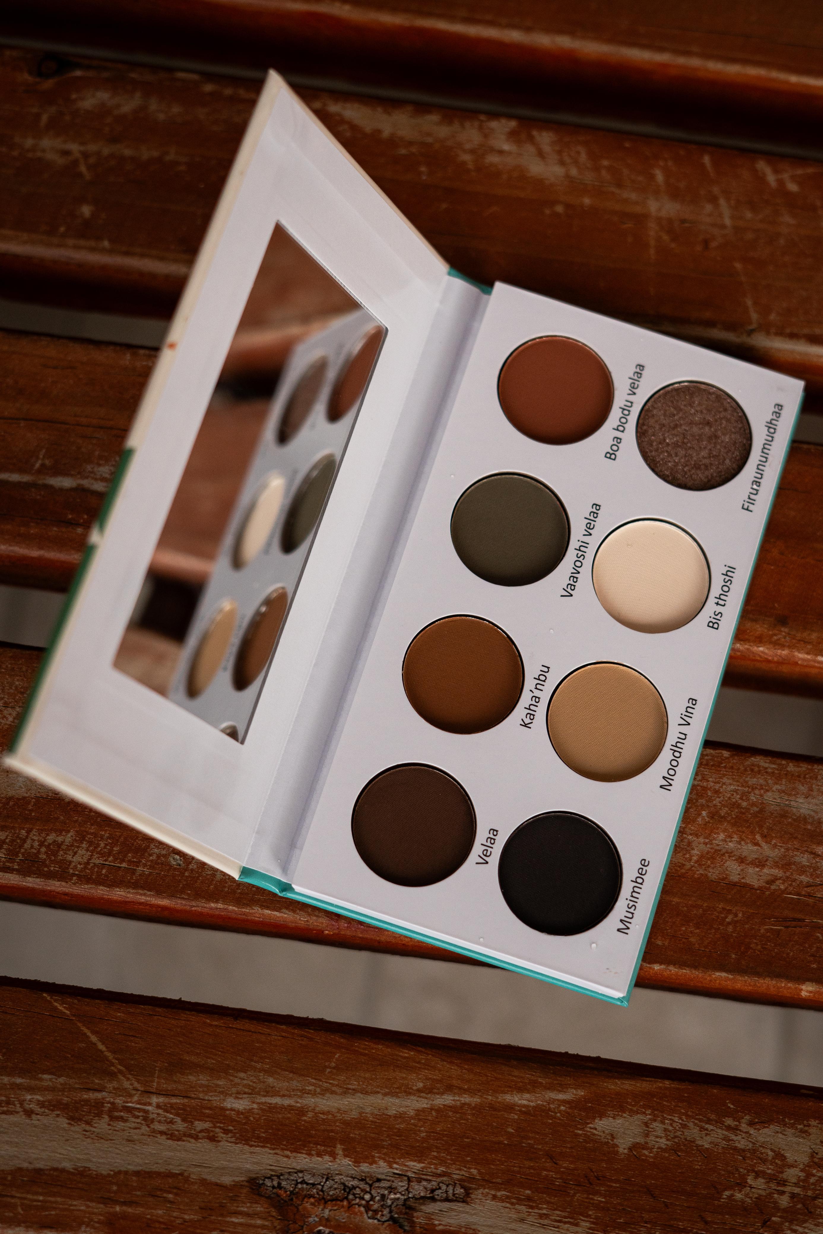 Komas Beauty | Velaa Palette