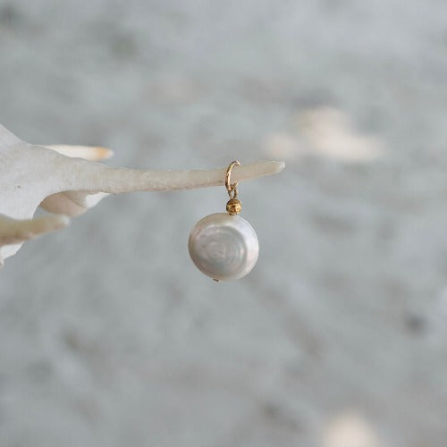Luna Pendant