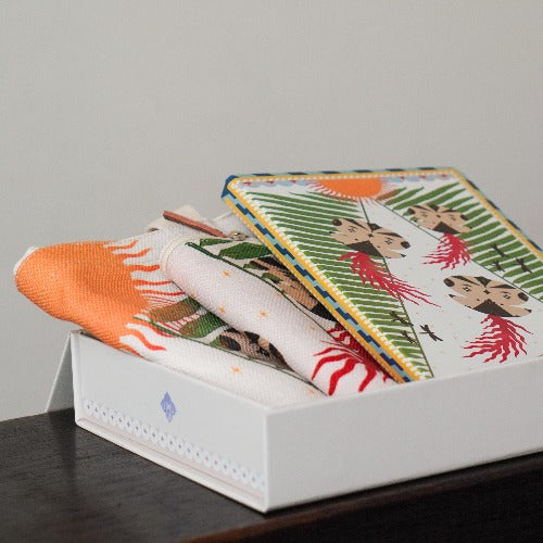 Essentials - Gift Box