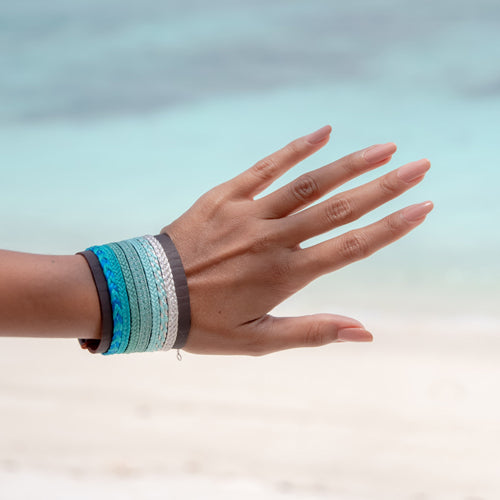 Kasabu By Hidha Large Wrist-band
