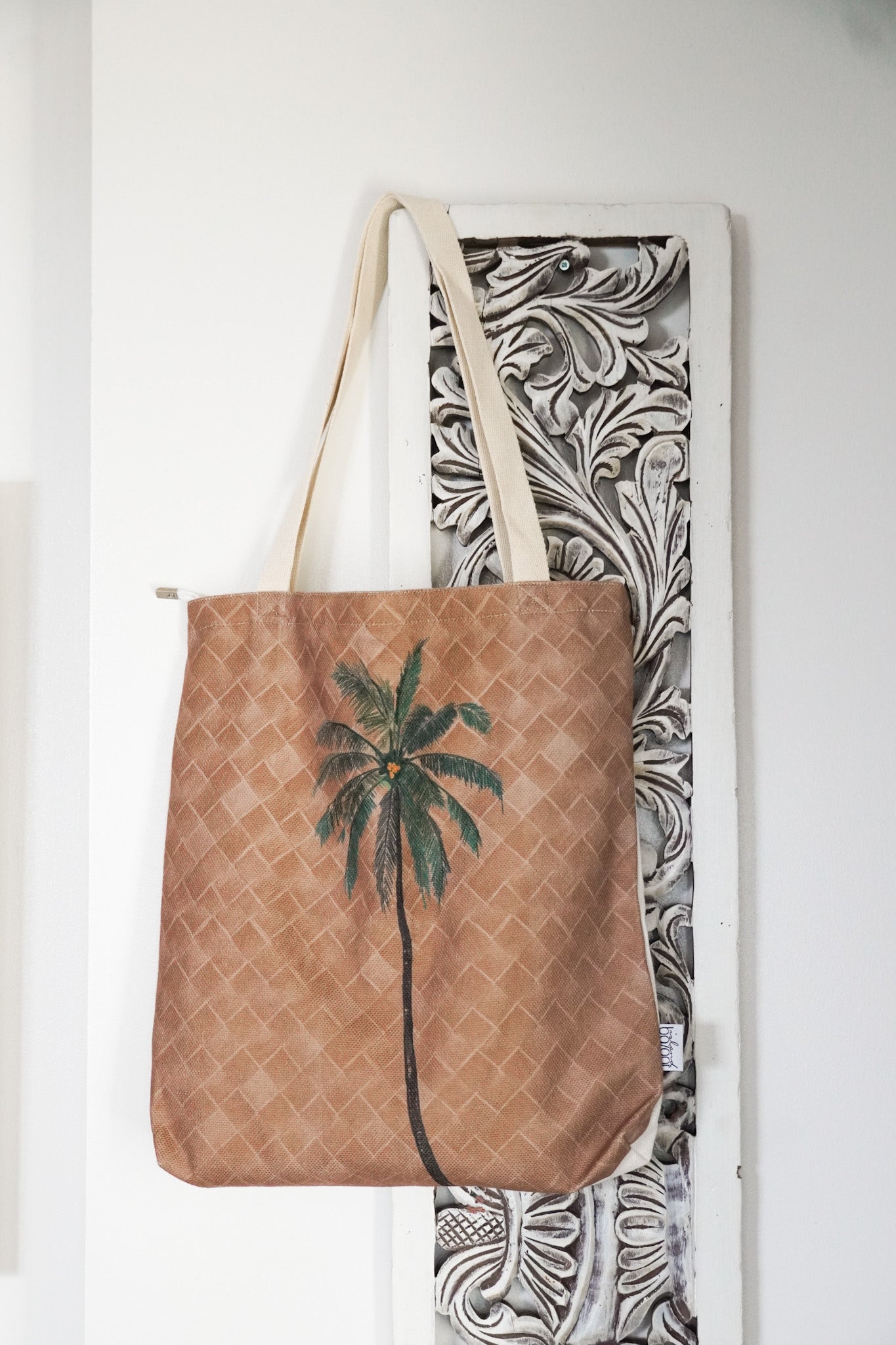 Goidhoo Palm Tote
